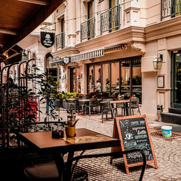Maîtriser le vocabulaire anglais de la restauration pour exceller dans le secteur